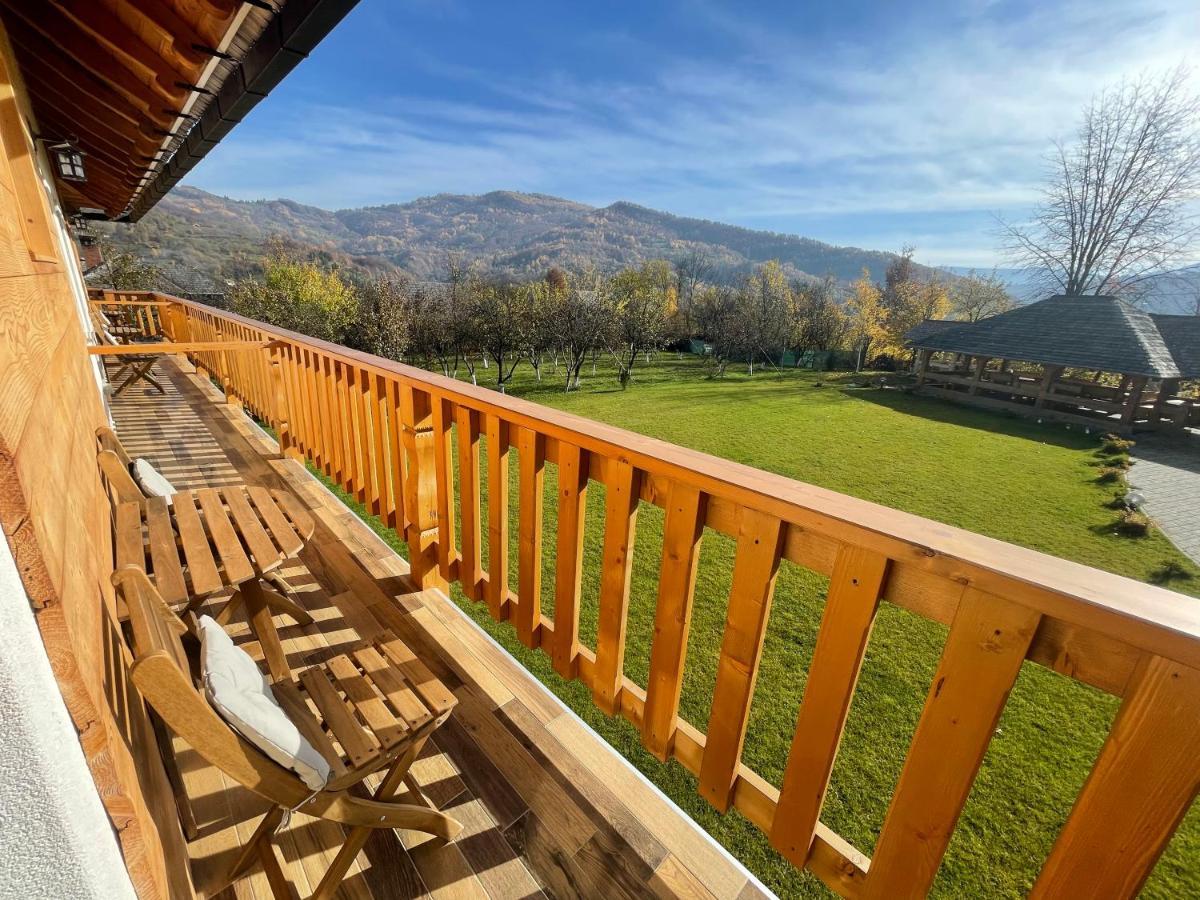 Pensiunea Coronita Viseu de Sus Exterior photo