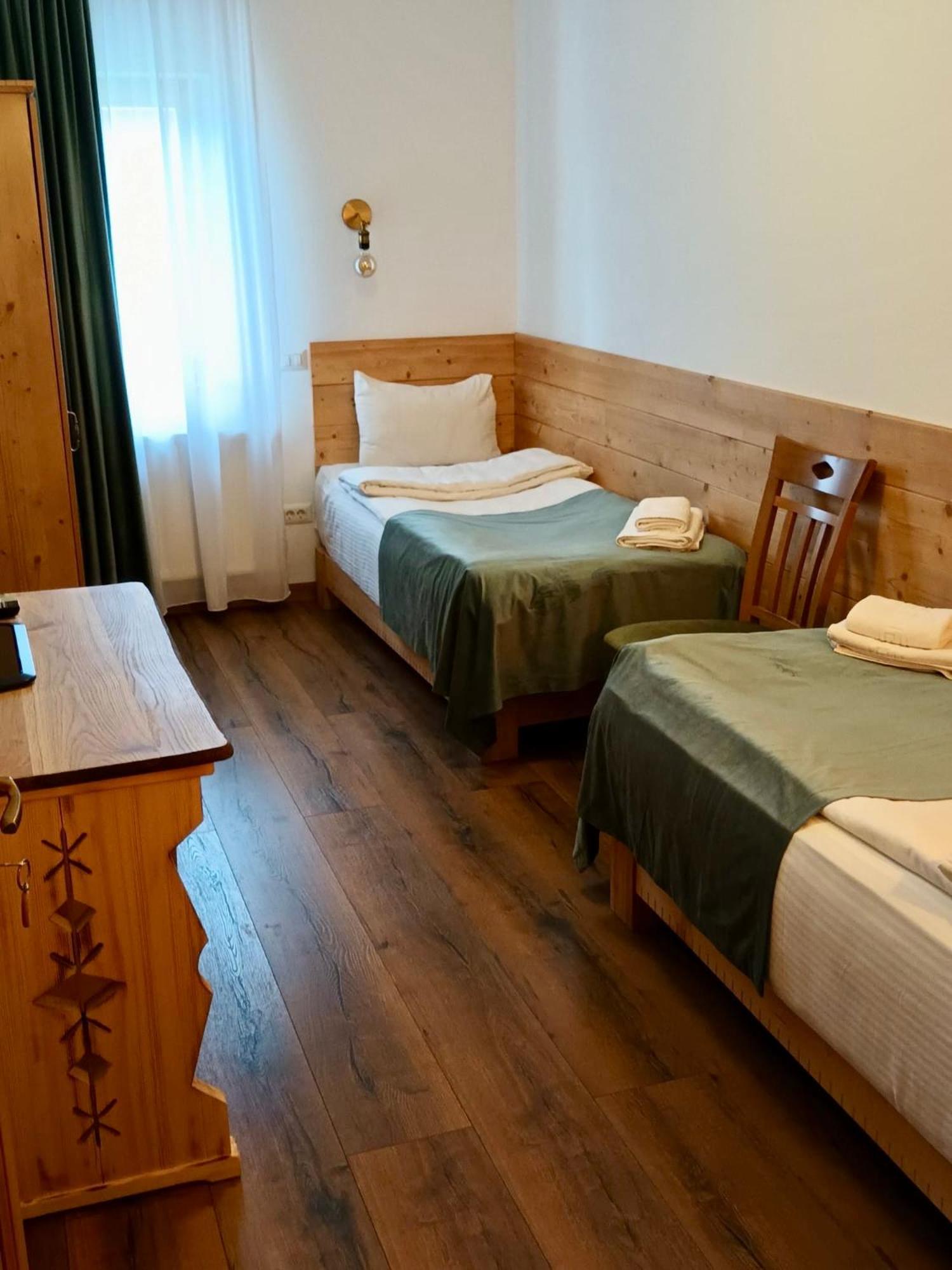 Pensiunea Coronita Viseu de Sus Room photo